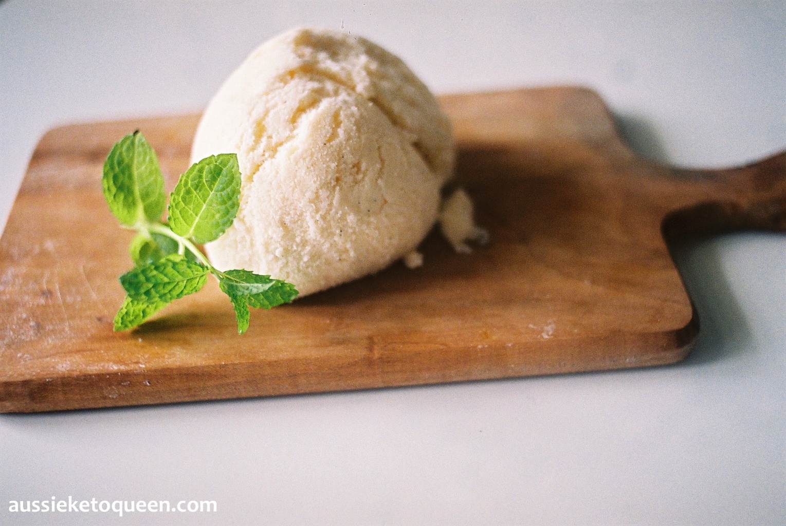 Sugar Free Keto Ice Cream – No Churning, No Sugar