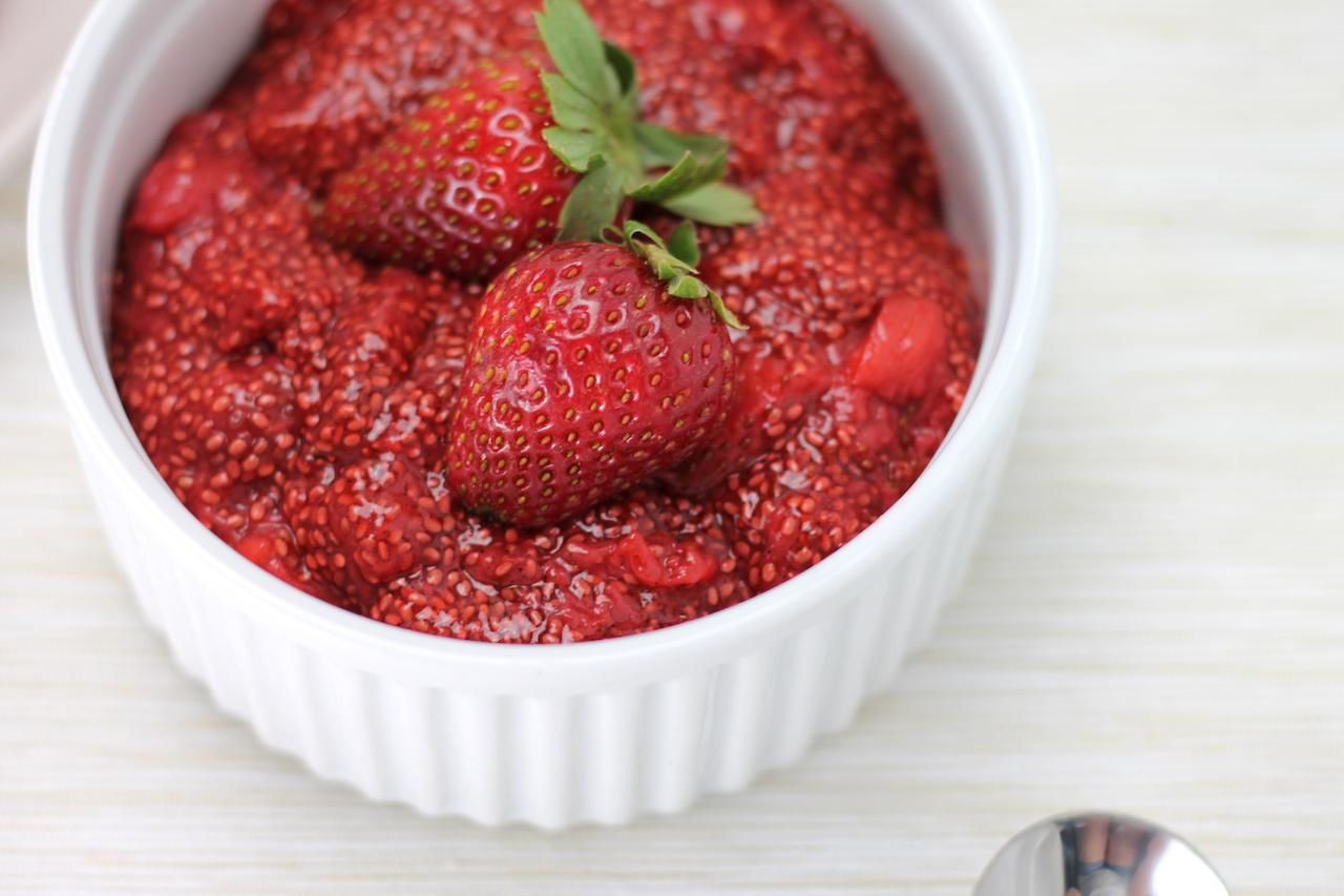 Keto Strawberry Jam is an easy dish to prepare and goes perfectly with everything from breakfast to dessert! Using chia seeds and xylitol, this easy keto recipe is ready in no time. #keto #easyketo #ketogenicrecipes