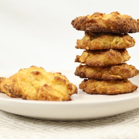 Keto Anzac Biscuits are the perfect keto cookie or keto biscuit recipe to honour our brave ANZACs. Simple ingredients and easy to make!