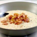 Keto cauliflower soup with bacon by Aussie Keto Queen. Keto cauliflower soup with bacon, bacon soup, cauliflower bacon soup, how to make soup with cauliflower