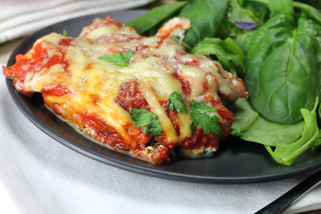Spinach and Ricotta Keto Vegetarian Lasagna by Aussie Keto Queen. The name lasagna here is used loosely - but that's not to say that this dish is not packed full of flavour! Perfect for a meat-free dinner and great reheated for lunches. They are pasta tubes, stuffed full of a light and fluffy ricotta, mixed through with spinach and some herbs.