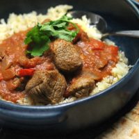 This Keto Rogan Josh curry by Aussie Keto Queen lightens the carb load a bit without skimping on any of the flavour. I think this Keto Rogan Josh is best served with steamed cauliflower rice or just on its own! Keto Curry, Keto Rogan Josh Curry, Keto Indian Curry, Keto Spicy Food, Keto Lamb Rogan Josh