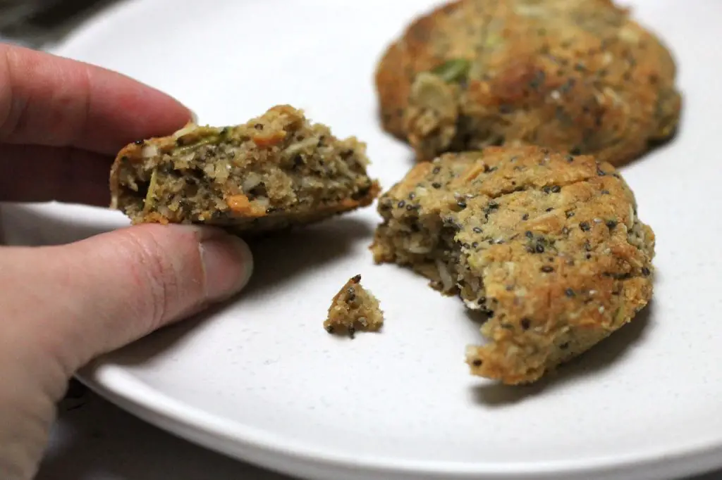 Keto Breakfast Cookies by Aussie Keto Queen. The perfect Keto Breakfast, these Keto Breakfast Cookies store well for weeks in the fridge ready for you to grab and go! A great afternoon snack, dessert or breakfast, these Keto Breakfast cookies are also easy to whip up and use up any scraps of nuts and seeds you have.