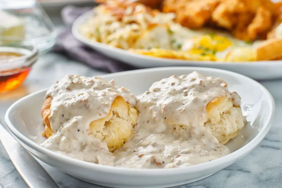 The Easiest Keto Sausage Gravy Recipe You Need To Try Today
