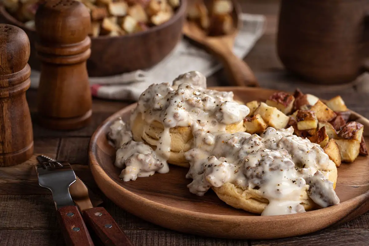 The Easiest Keto Sausage Gravy Recipe You Need To Try Today