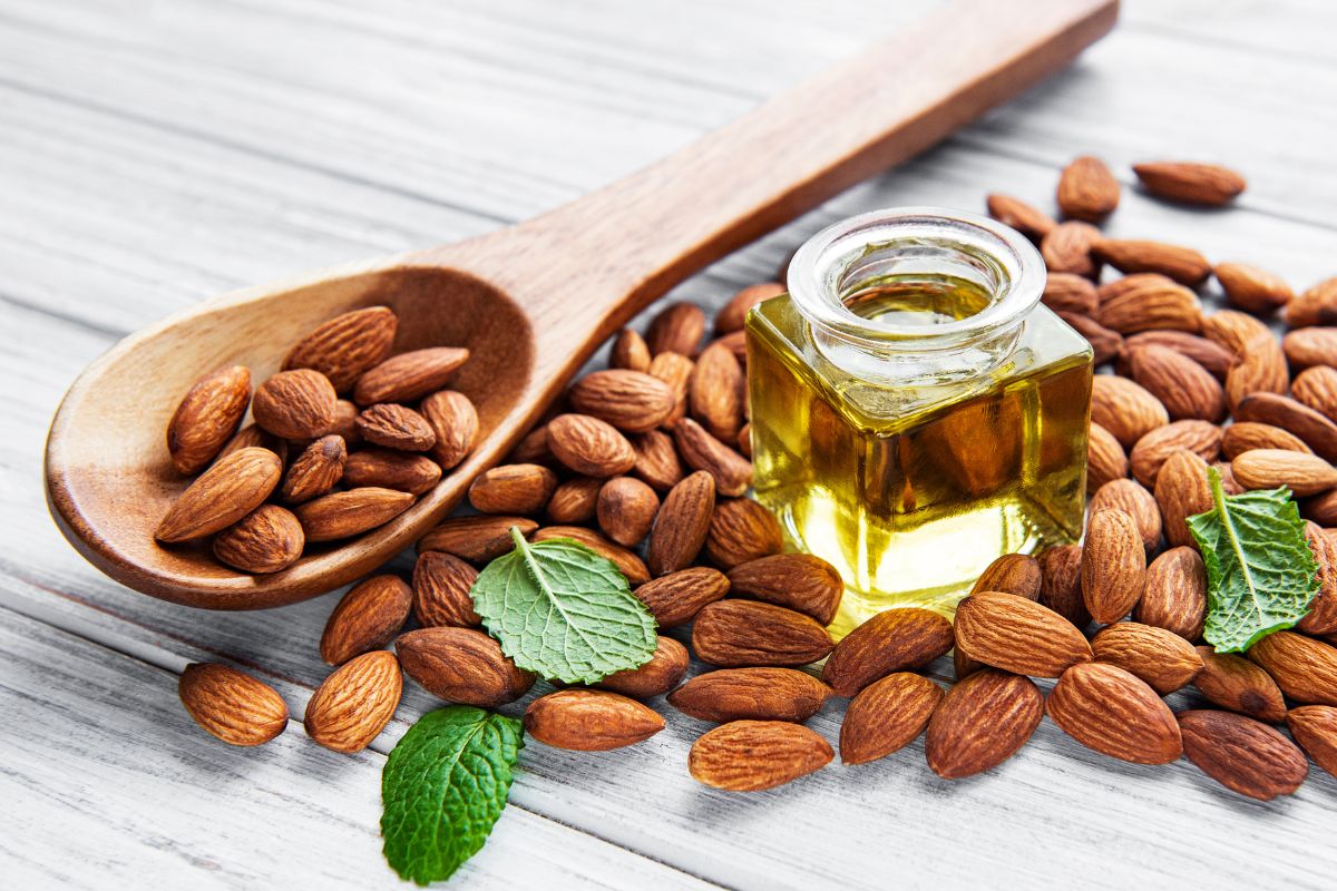 Are Almonds Keto Friendly - Everything You Need To Know!